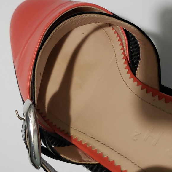 Inch2 Closed Toe Candy Sandals - Picture 9 of 10